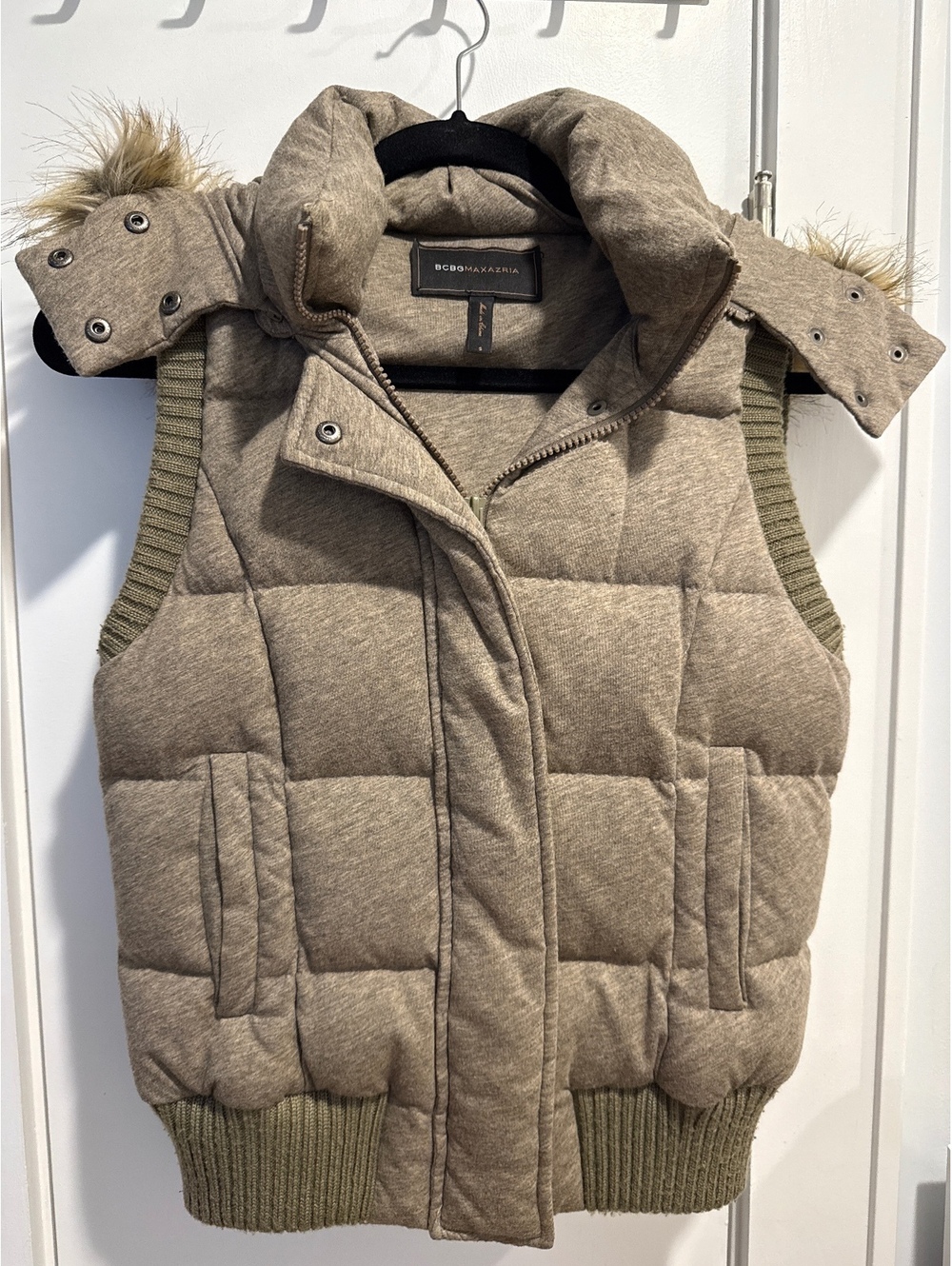 BCBGMAXAZRIA Taupe Quilted Puffer Vest with Hood and Faux Fur Trim